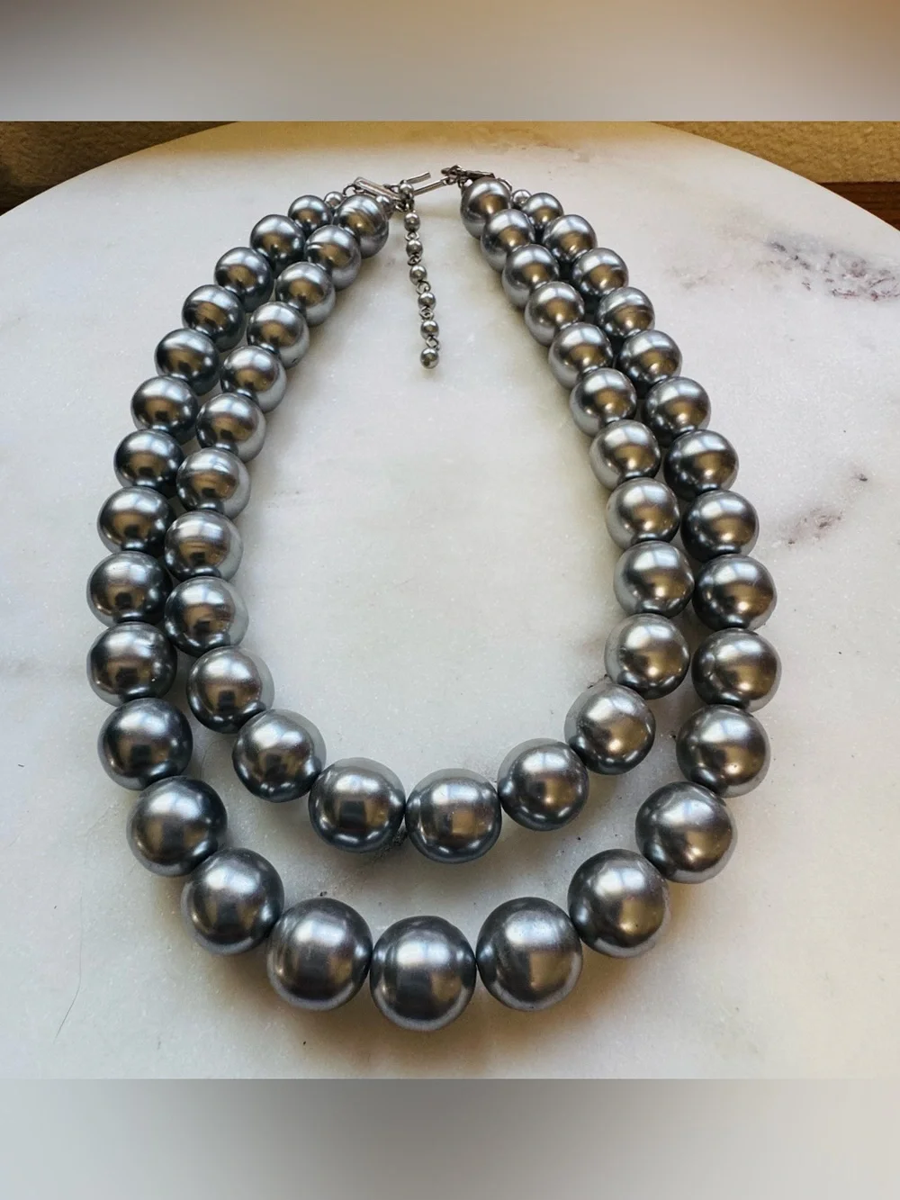 Faux Pearl double strand choker style Silver Grey Necklace - Picture 3 of 4